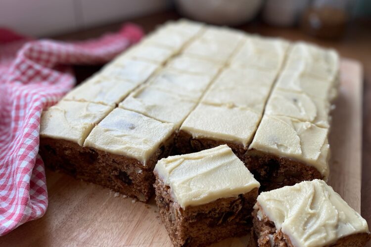 Torta de Datiles (Date and Walnut Cake) — Jewish Food Society