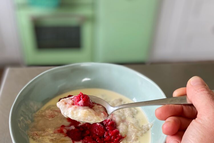 Slow Cooker Porridge {2 Ingredient Recipe!}