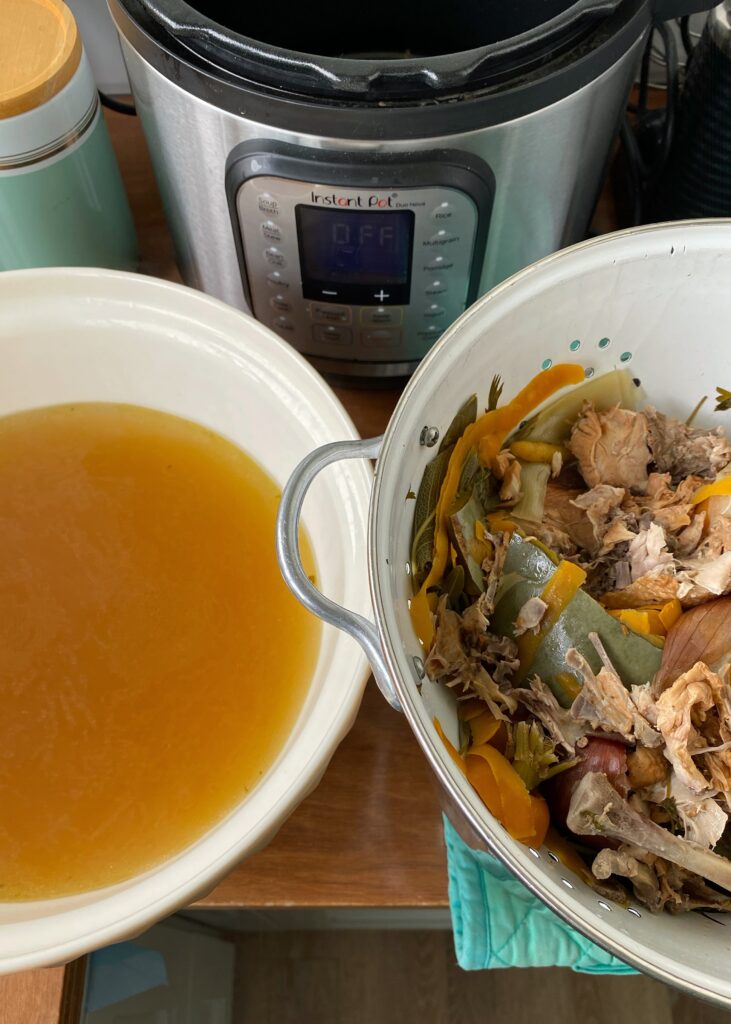 Heart-Warming Pressure Cooker Bone Broth Recipe That Will Make Your Drool