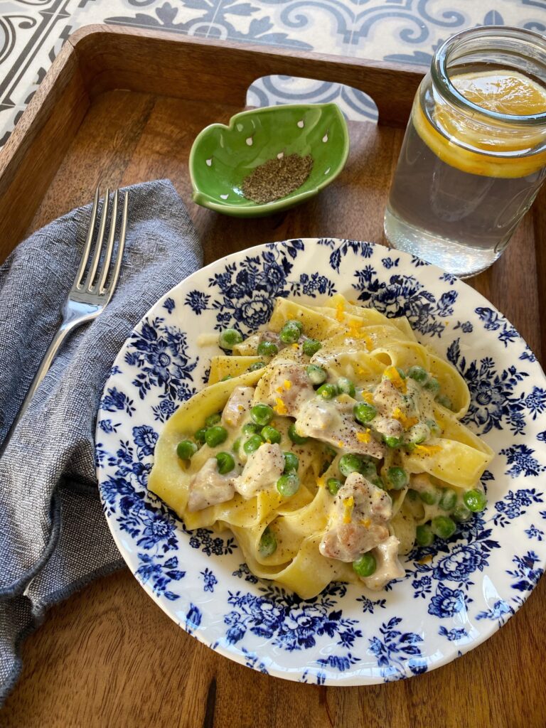 Creamy Chicken and Pea Pasta