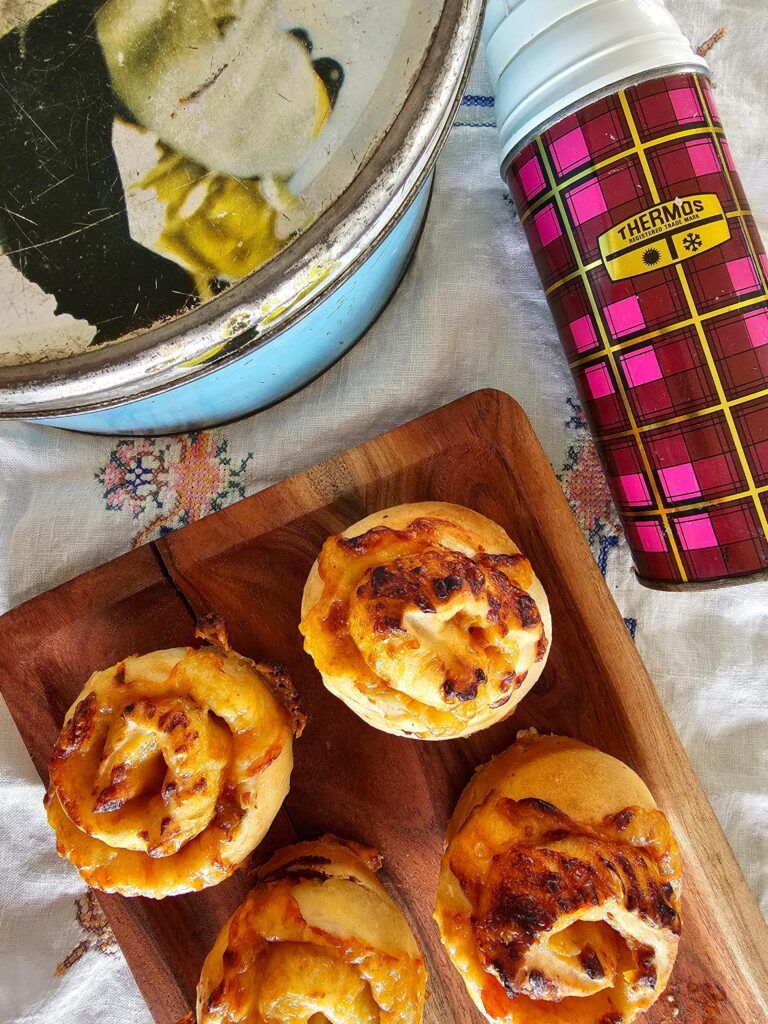 Easy Savoury Pizza Scrolls
